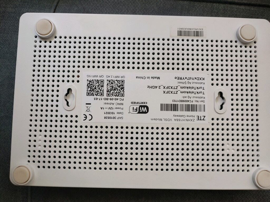 ZTE VDSL 300 Mbps modem2.4 GHz..5 Ghz çift band . - 2