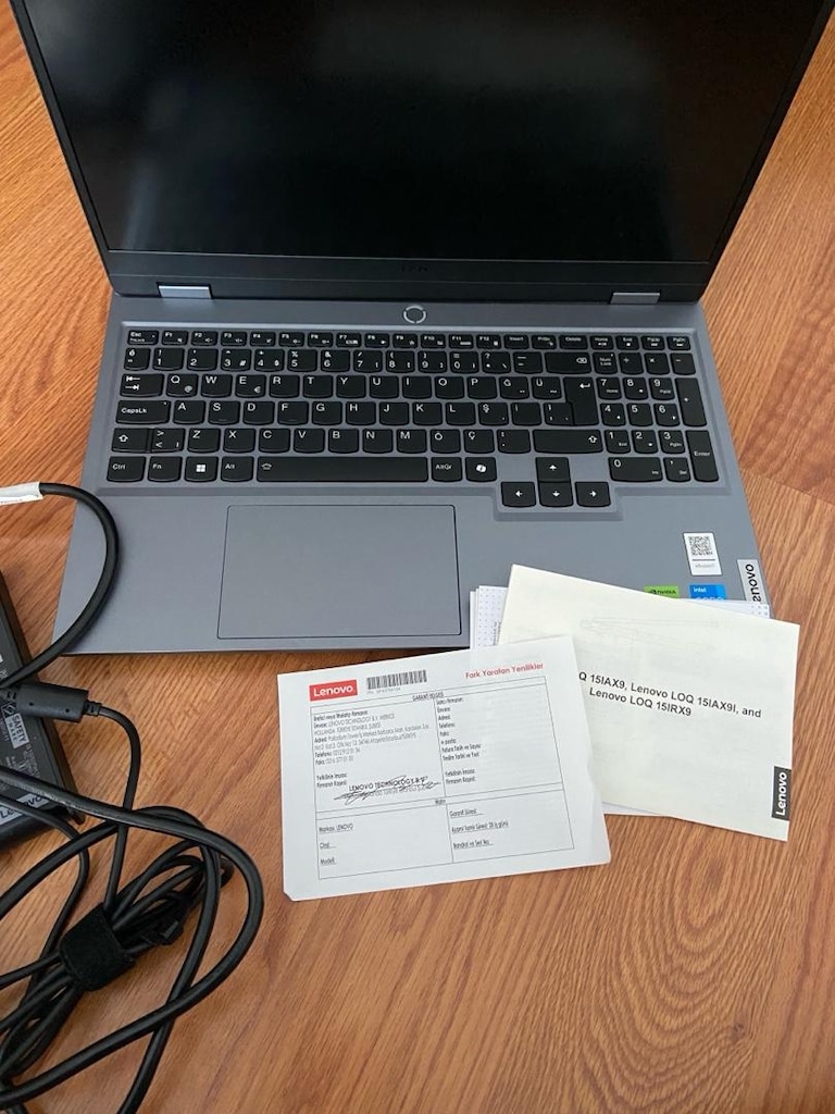 Lenovo LOQ/ Intel Core i5 Nvidia GeForce RTX 4050 - 5