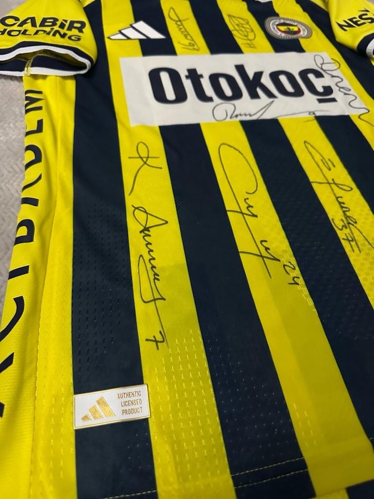 Fenerbahçe imzalı forma - 4