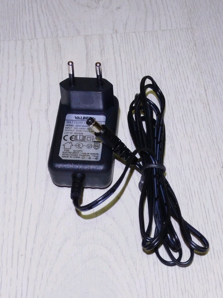 Adaptör 26.0V =0.4 Valberg batarya şarj Sıfır - 3