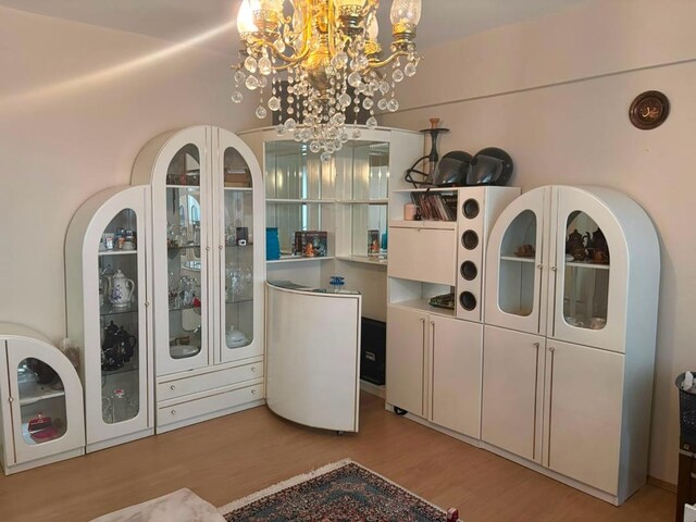 Barlı Vitrin Takımı