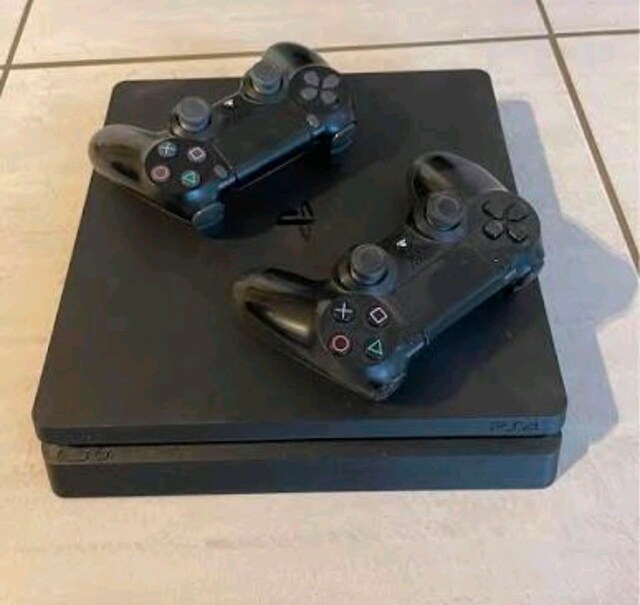 PS4 PlayStation 4 slim kasa 2 kol oyunlar hediye tertemiz cihaz