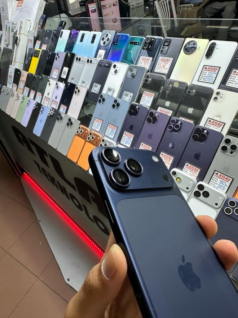 Atlas teknoloji acil satılık İPhone 17 pro Max TR 18 ay garantili - 5
