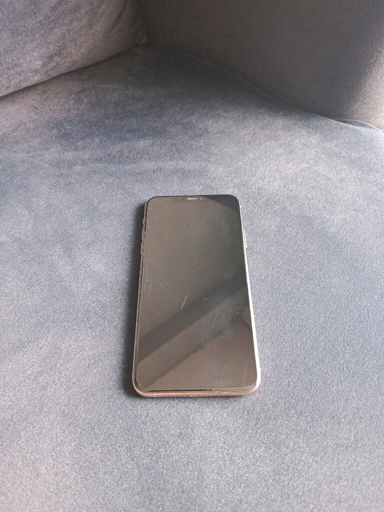 ipone 11 pro max - 4