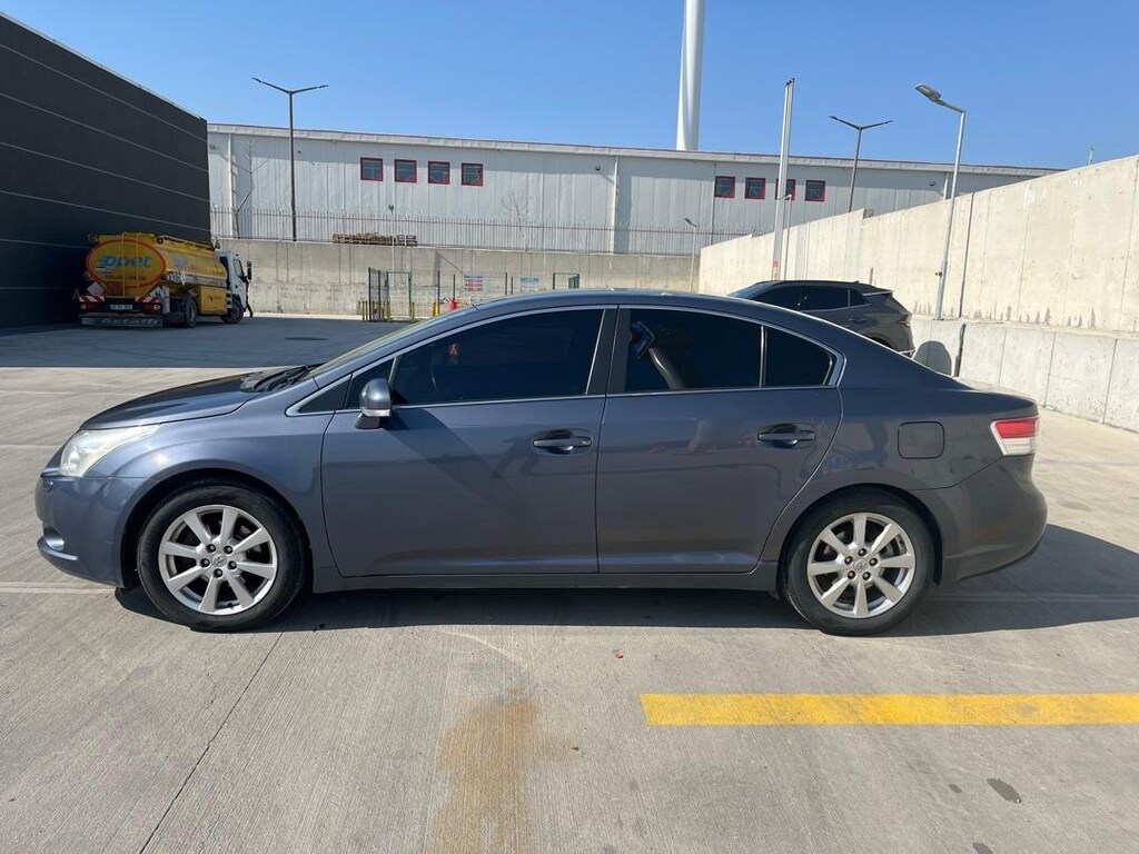 TOYOTA AVENSİS 1.6 Elegant 2009 model - 4