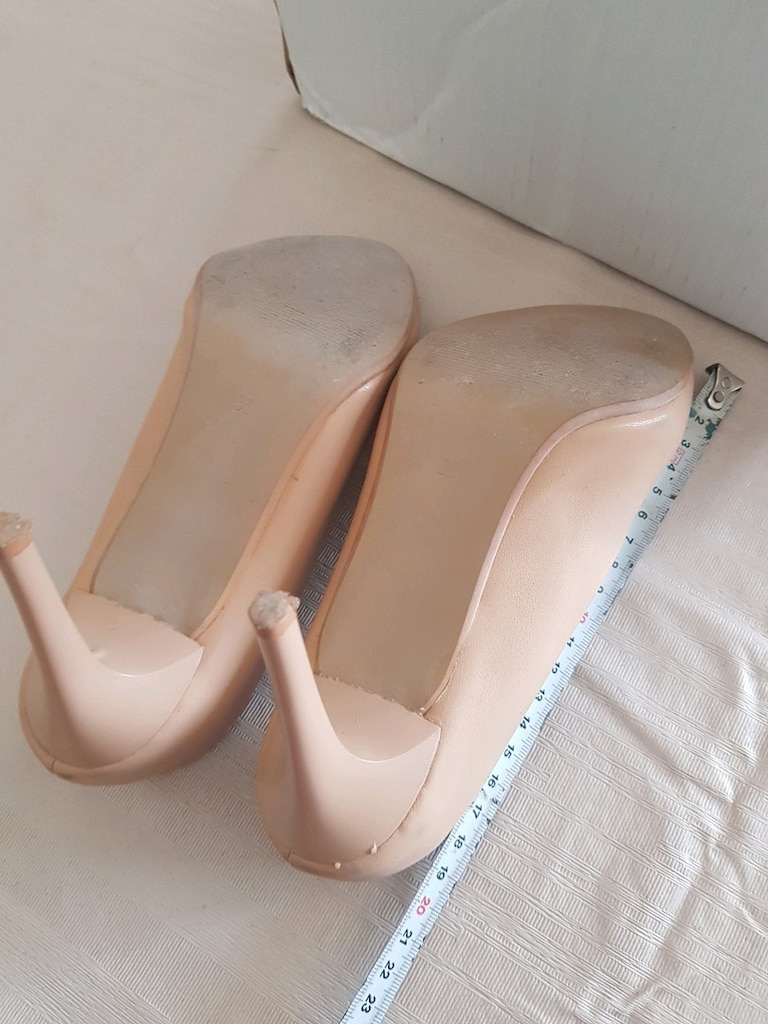ten rengi ince topuklu 33 numara stiletto