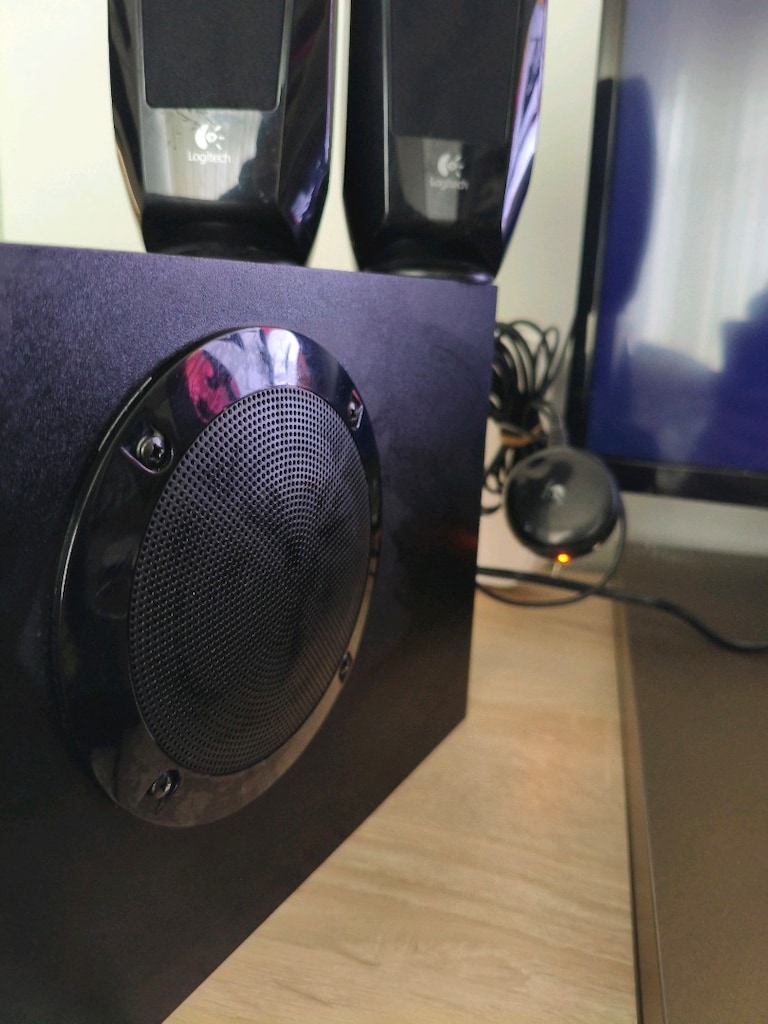 logitech 2+1 ses sistemi - 2