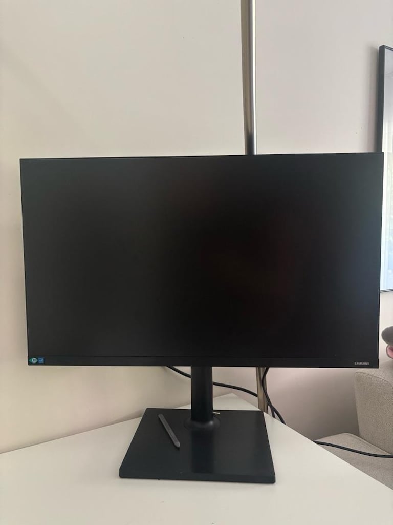 Samsung T450 27 inç Full HD Monitör - 2