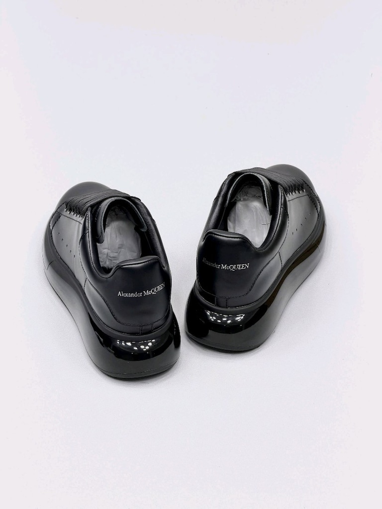 Alexander McQueen - 6