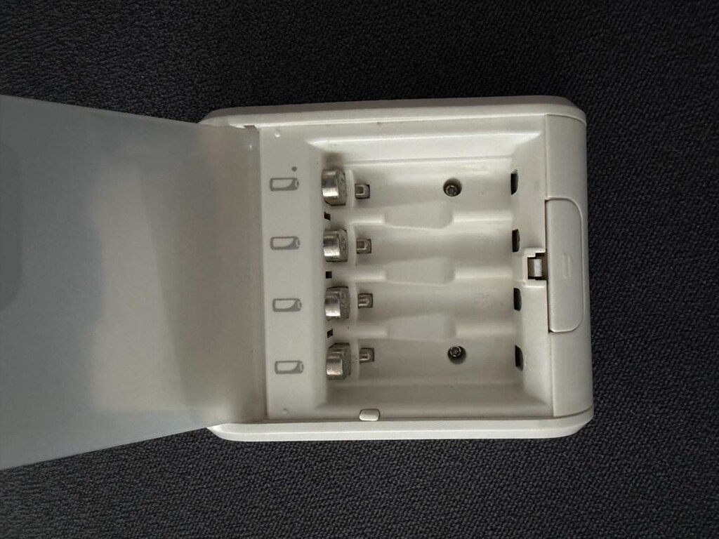 Gp Pil Şarj Cihazı - 15