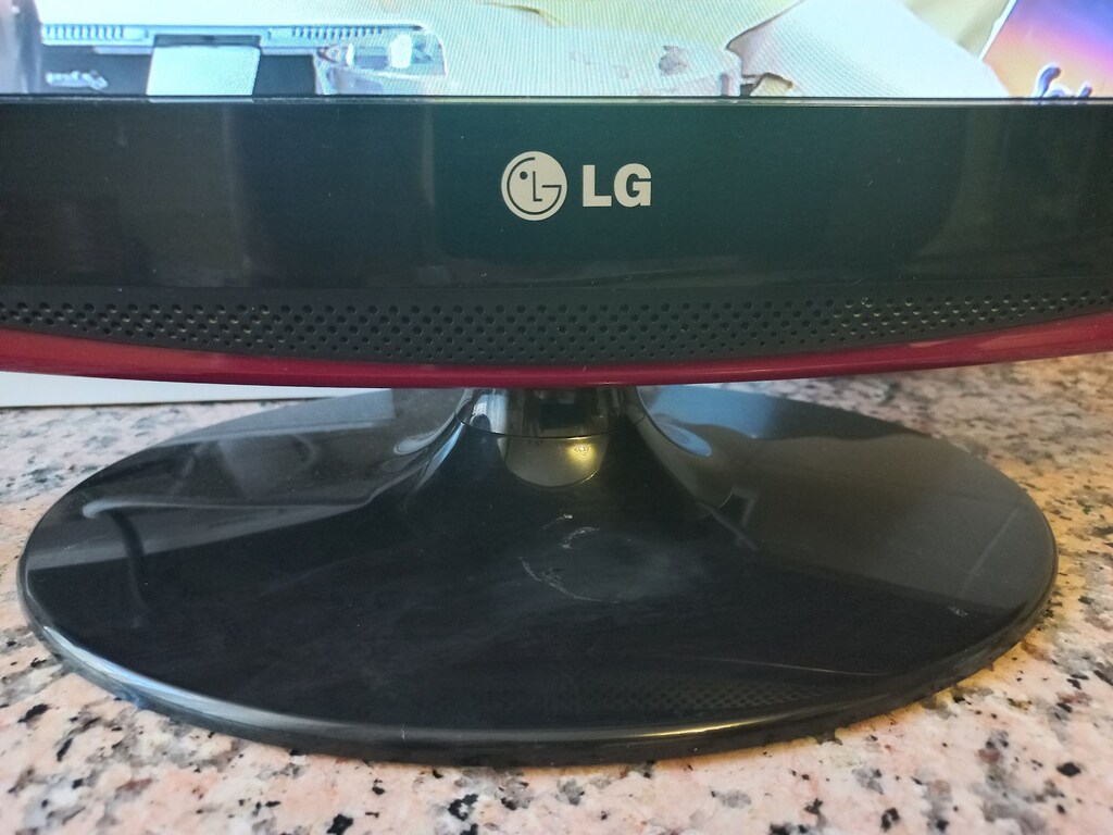 LG 22 İnch Full Hd lcd tv---- LG M227WD - 3