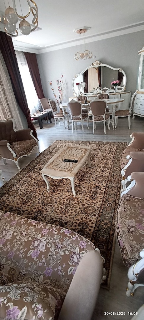 hakiki el oyması salon takımı ve 8 kişilik yemek odası takımı - 2