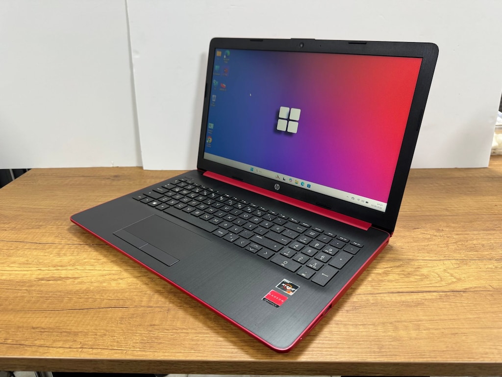 HP LAPTOP RYZEN 3 İŞLEMCİ 8 GB RAM 256 GB BELLEK TERTEMİZ - 4
