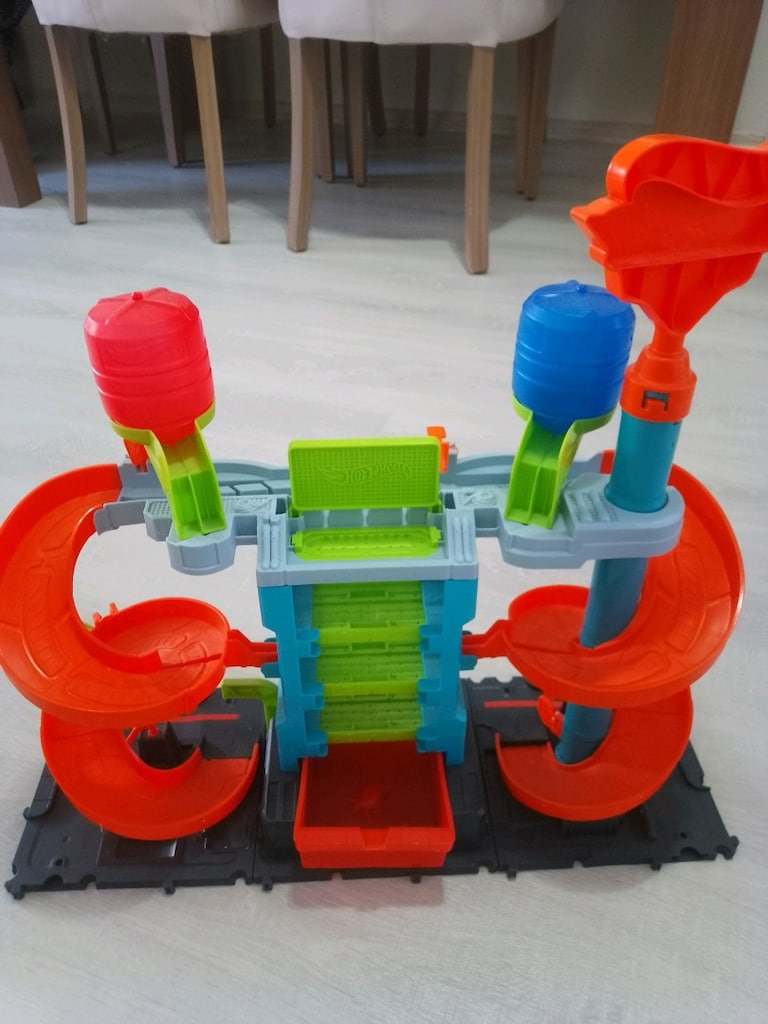 orijinal hotweels mega tower carwash 0 gibi - 4