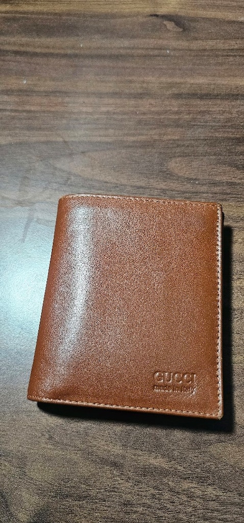 Gucci cüzdan