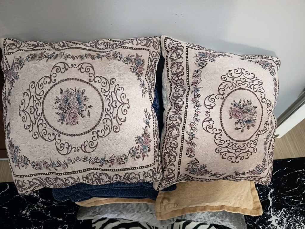 11 ADET YASTIK 30X35 CM - 2