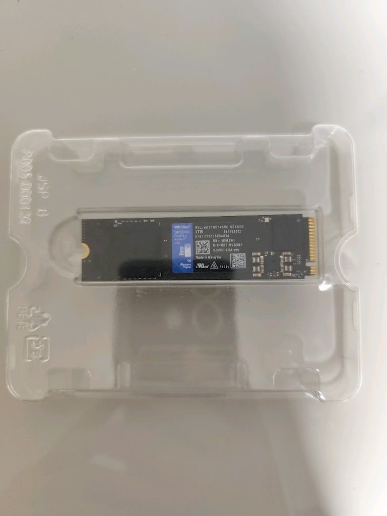 WD Blue SN5000 1TB M.2 SSD - 4