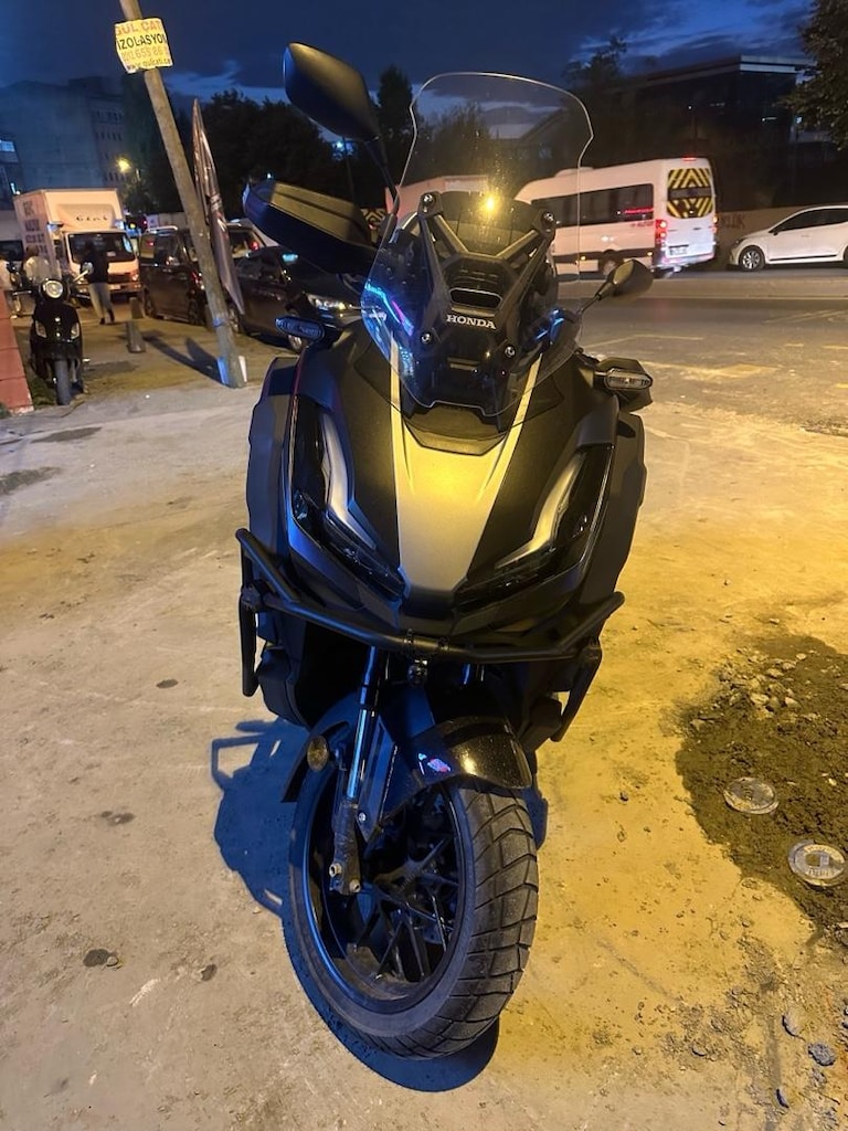 Honda Adv 350 2025 Model Special Edition - 2