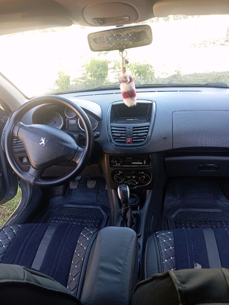 Peugeot Comfort Hecbek Model 2010 - 6