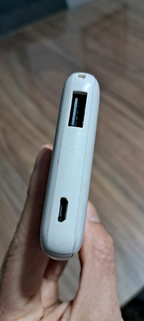 GoMobile beyaz taşınabilir şarj cihazı - 9