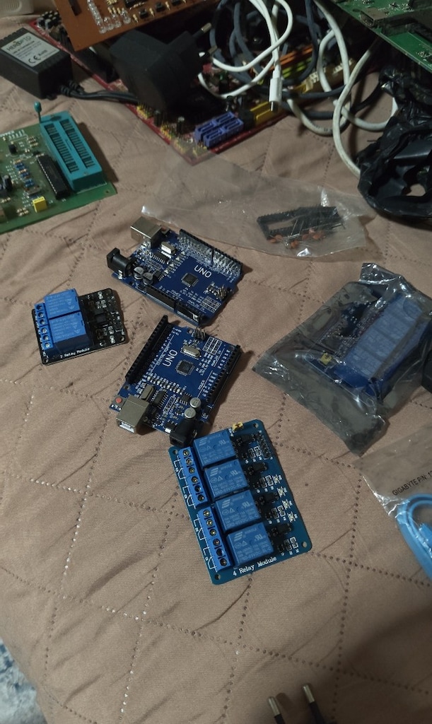 Arduino Uno, Röle, LCD, kablolar vs - 5