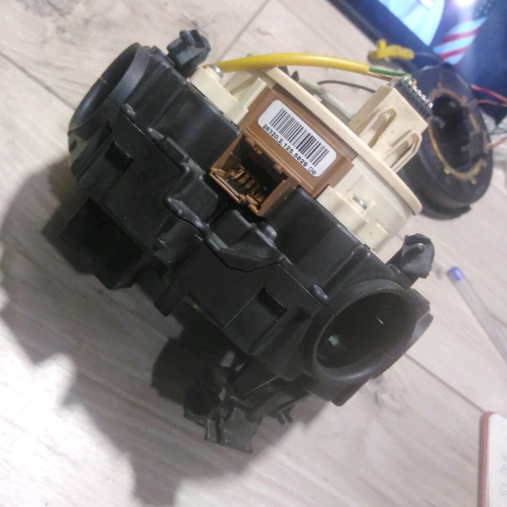 İVECO DAİLY DİREKSİYON AİRBAG SARGI AÇI SENSÖRÜ 2012 - 8