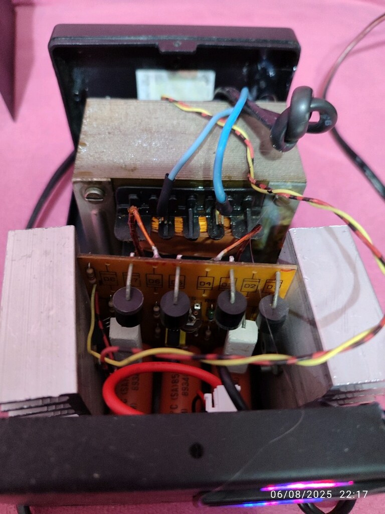 yıldırım marka 12volt 7amper göstergeli güç kaynağı 1000tl - 6