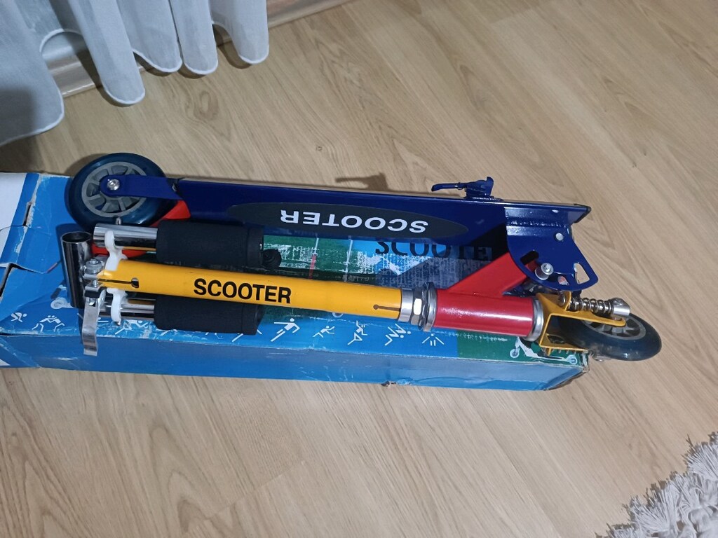 Silikon Teker, Boy Ayarlamalı Katlanır Metal Scooter - 5