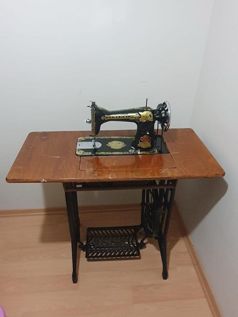 Antika Dikiş makinesi masalı - 6