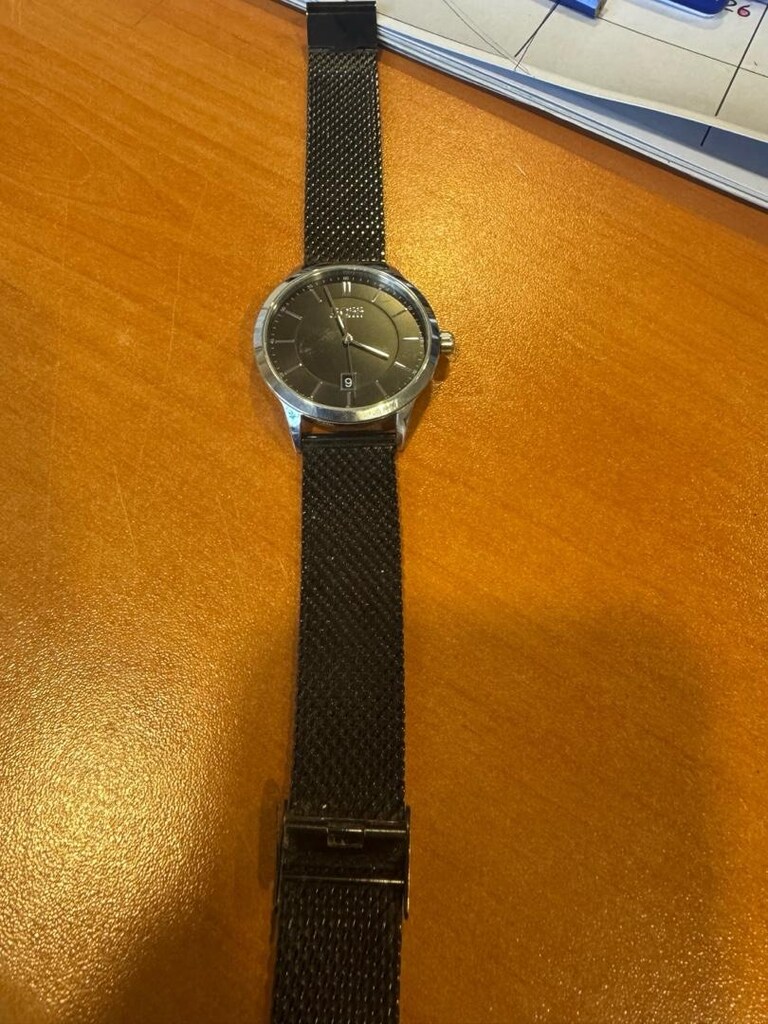 Satılık orijinal Boss saat - 2