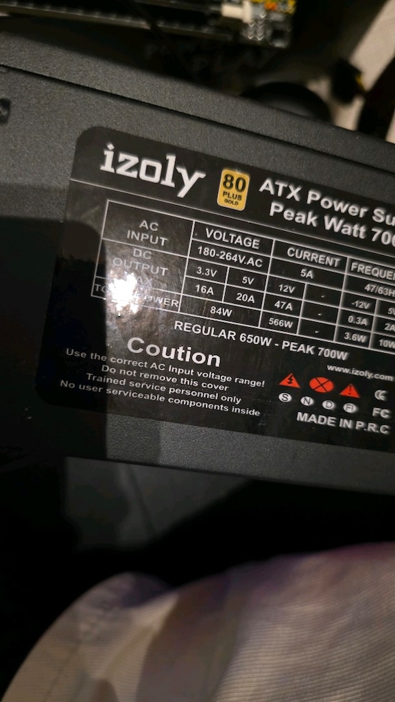 İzoly 650 watt 80 plus PSU power supply RGB fanlı - 4