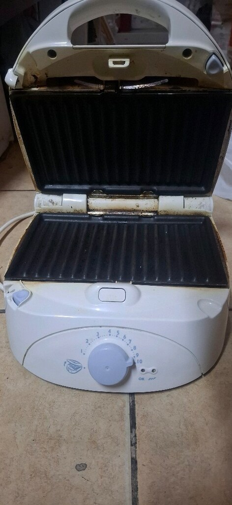Tefal tost makinesi - 2
