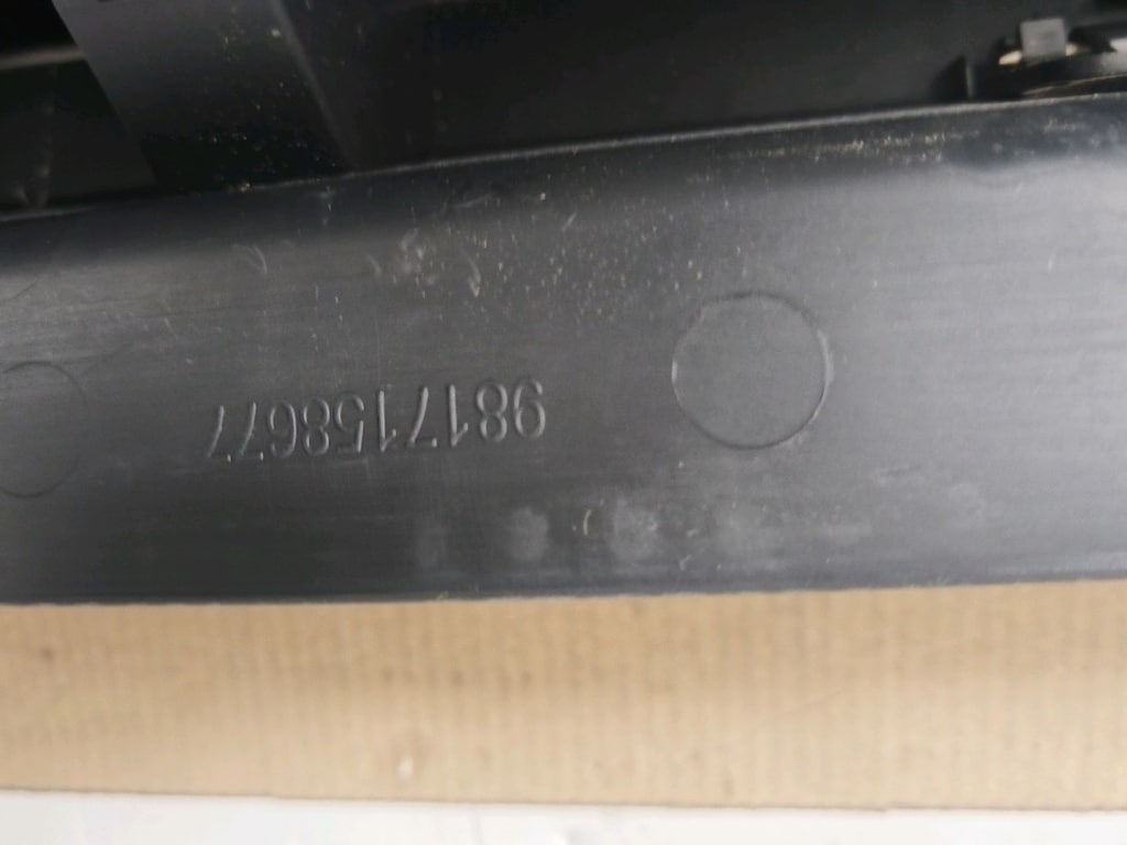 Citroen C5 Aircross Bagaj Kilidi İç Kaplama Döşemesi (9817158677) - 3