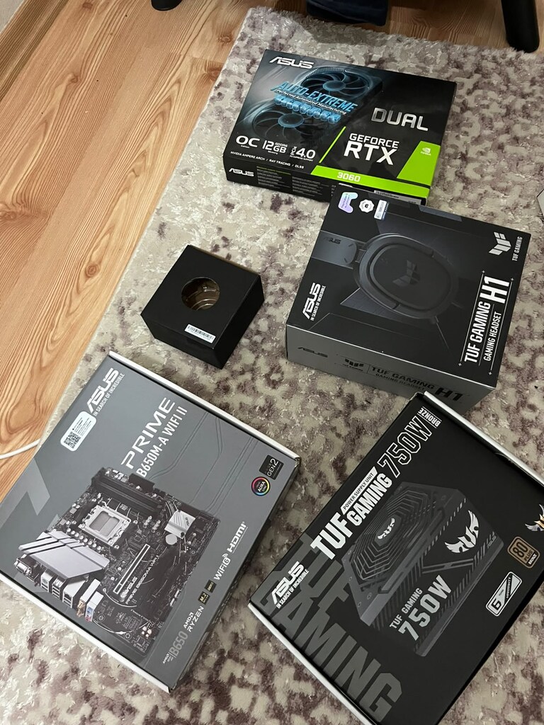 ASUS OYUNCU BİLGİSAYARI - 7