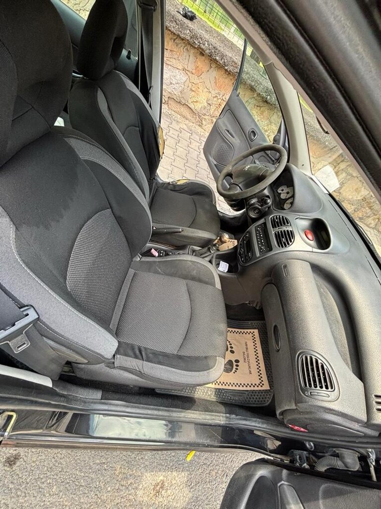 SAHİBİNDEN 2006 MODEL PEUGEOT 206 FELİNE 1.4 BENZİNLİ MANUEL HATASIZ - 6