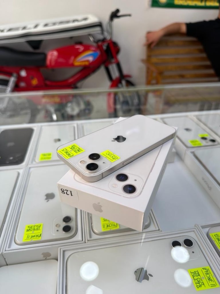 İPHONE 13 SIFIR GİBİ MAĞAZADAN - 4