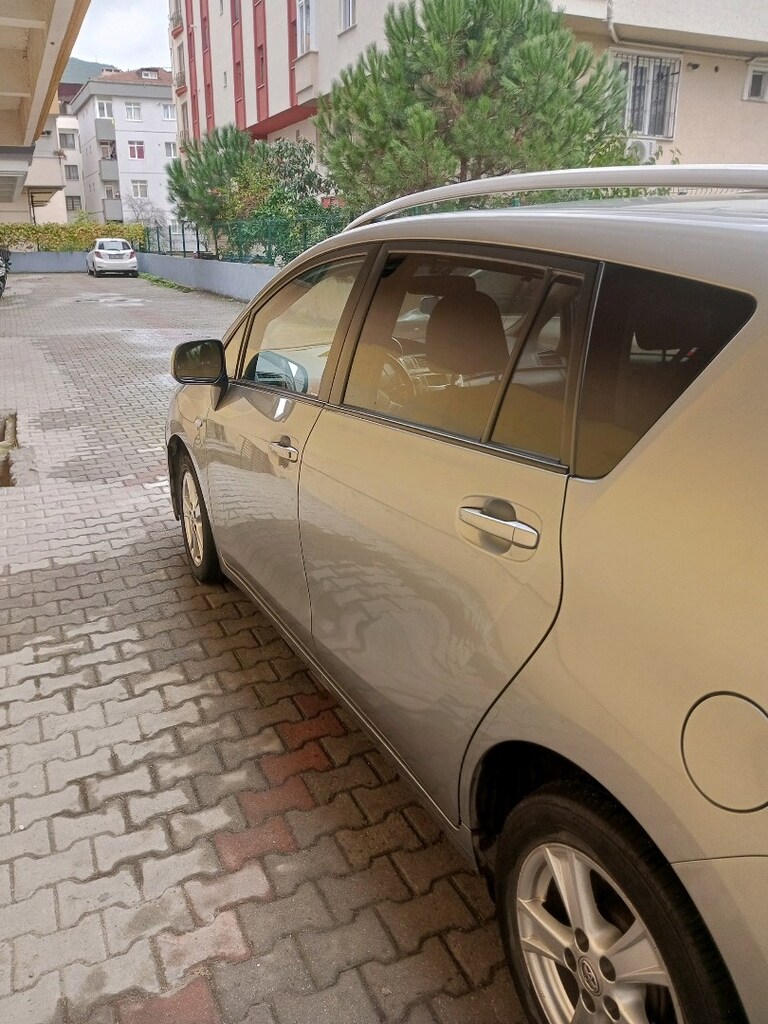 Toyota Verso elegant - 6