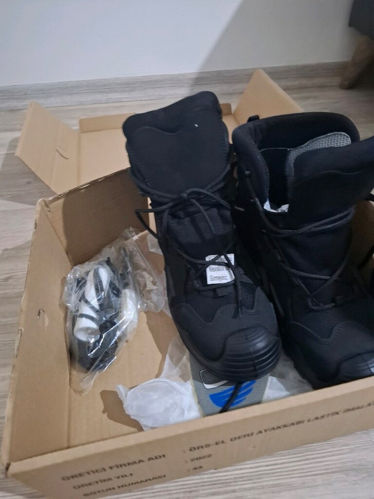 kışlık asker, polis botu - 4