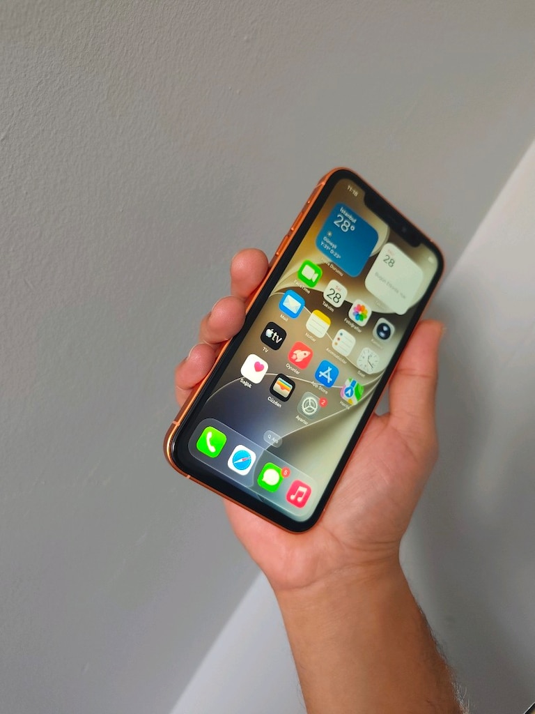 İPHONE 11 64 GB TR CİHAZI 17 PRO GÖRÜNÜMLÜ - 3