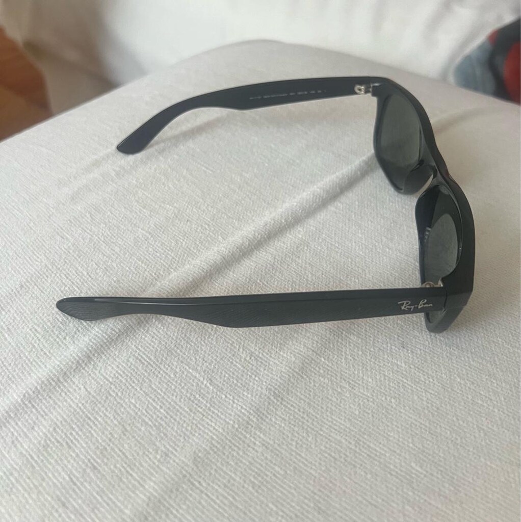Ray-Ban RB2132 New Wayfarer - 5