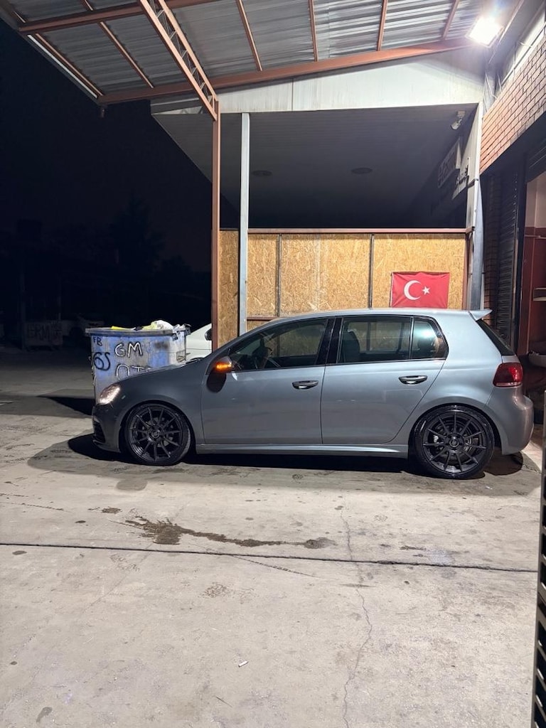 GOLF 6 - 4