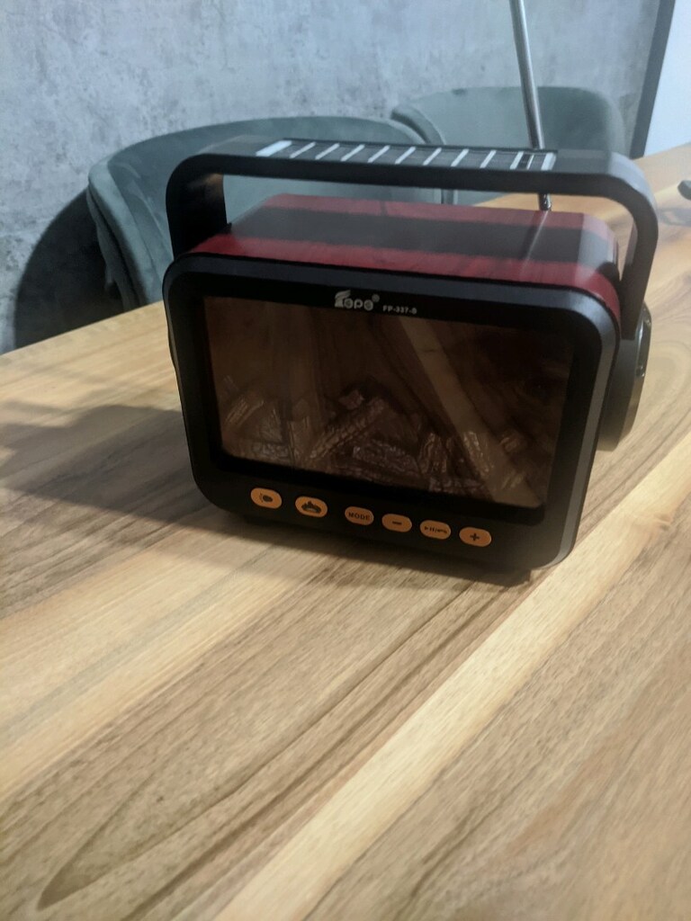 NOSTALJİK ŞÖMİNE GÖRÜNÜMLÜ RADYO