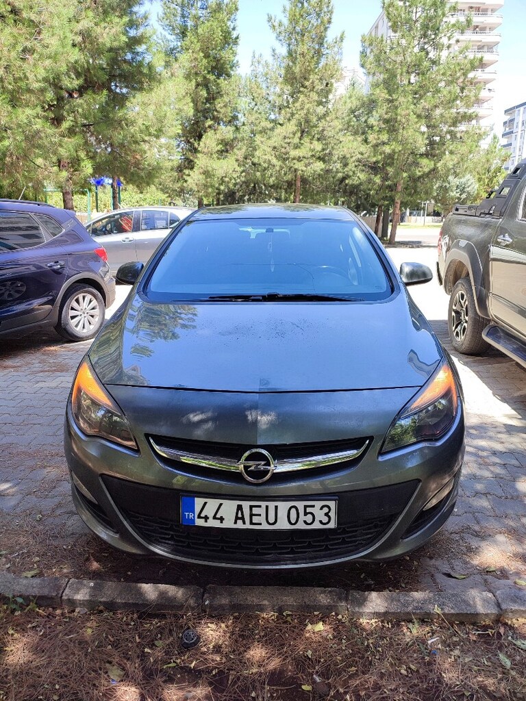 ÖĞRETMENDEN TEMİZ 2020 ÇIKIŞLI OPEL ASTRA 1.4 TURBO EDİTİON PLUS - 2