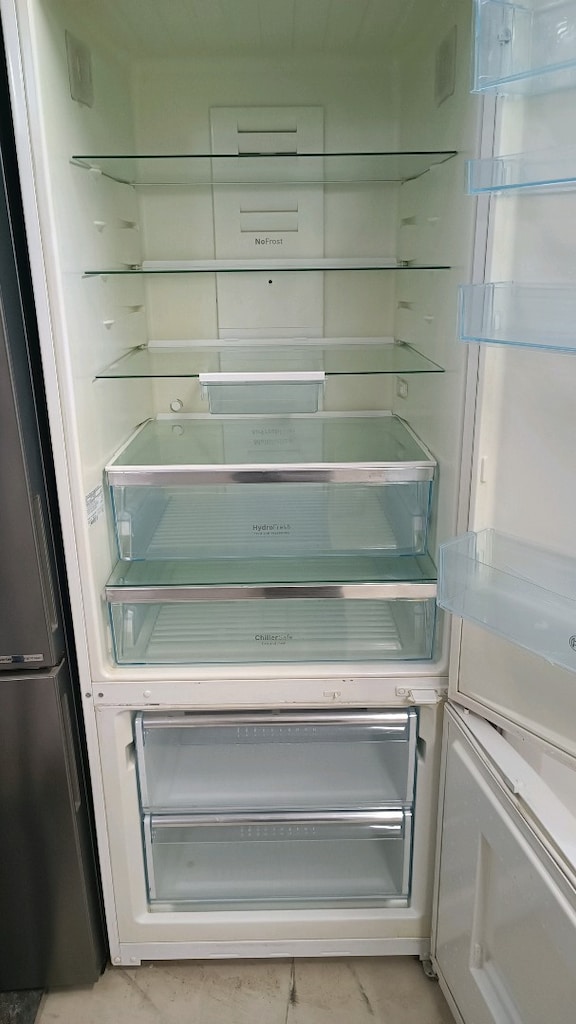 Bosch 520 litre alttan donduruculu nofrost buzdolabı - 6