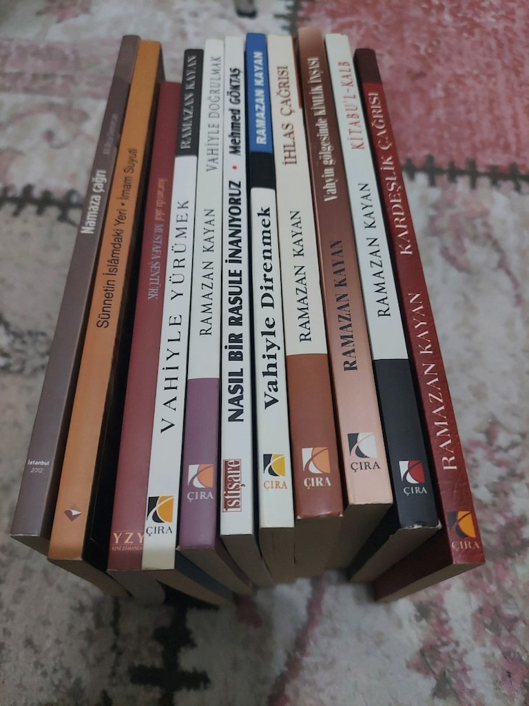 yuzlerce cesit dini kitap ve diger seri kitaplar - 17