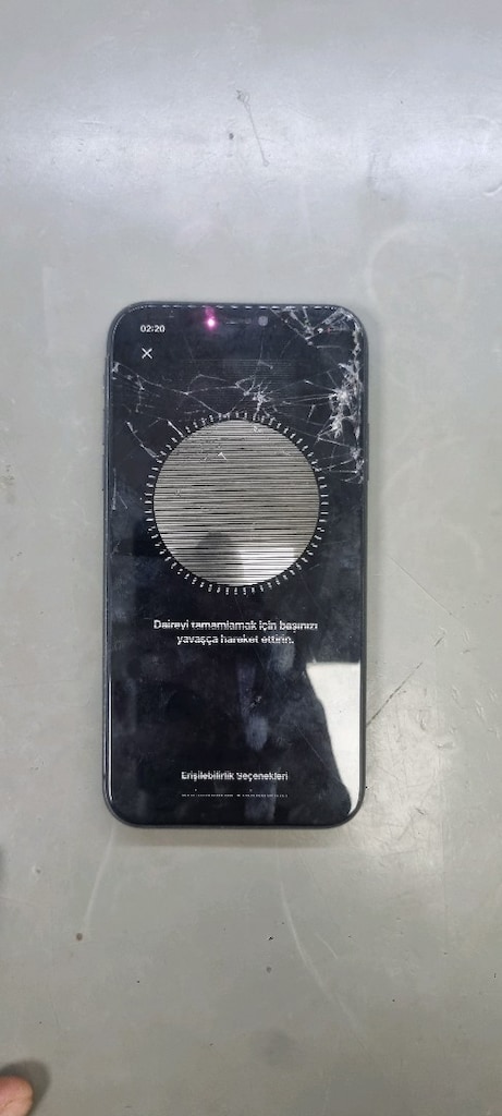 Iphone 11 128 Gb Tr Anakart ve Face ID Takımı. İcloud çıkışı yapıldı t - 7