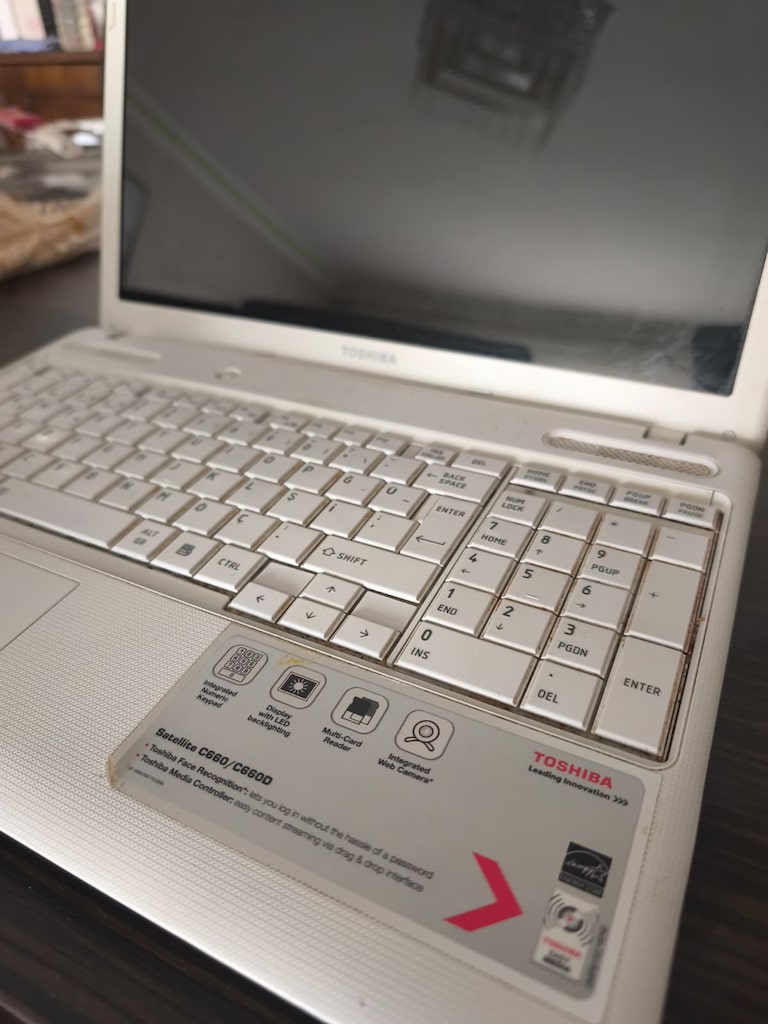 İLK SAHİBİNDEN TOSHİBA SATELLİTE C660 LAPTOP - 5
