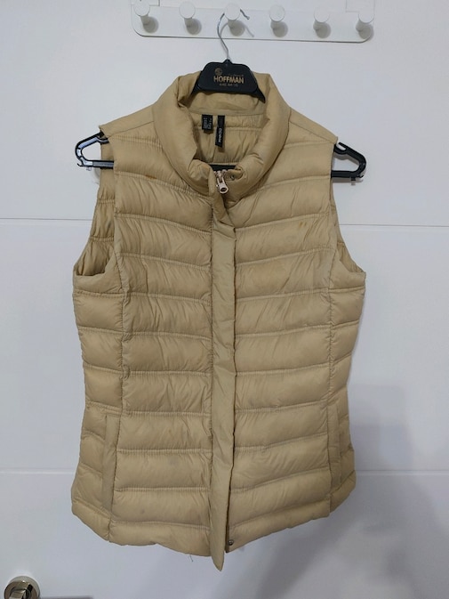 MANGO CASUAL (S) KADIN YELEK BEJ ŞİŞME YELEK RAHAT VE ŞIK