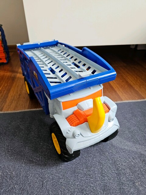 Monster truck kamyon