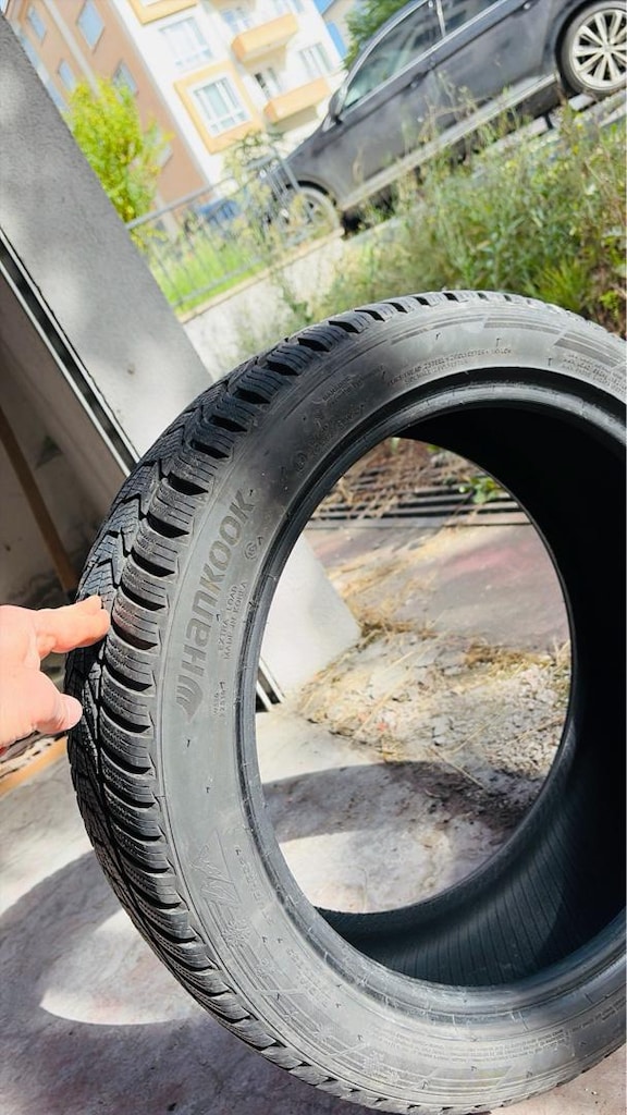 Hankook Winter Evo3 Kışlık Lastik 225/45/18 inç. - 9